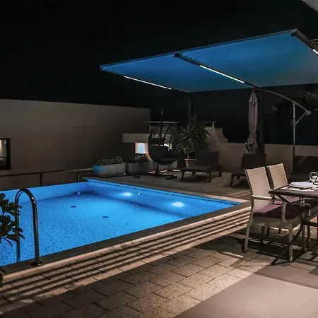 アパート Bella Vista- Private Pool マカルスカ