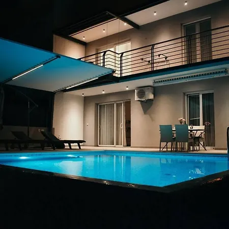 アパート Bella Vista- Private Pool