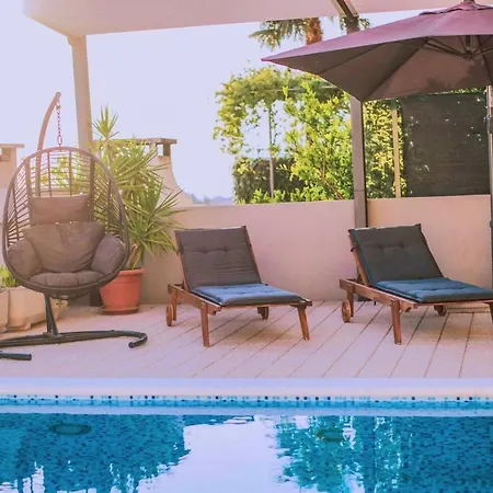 Bella Vista- Private Pool